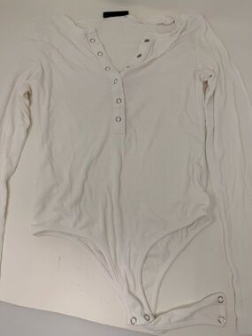 VICI White Ribbed Snap Button Bodysuit Medium